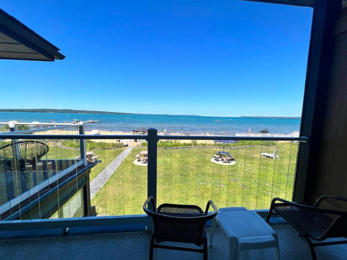 The Beach Haus - Traverse City Exterior foto